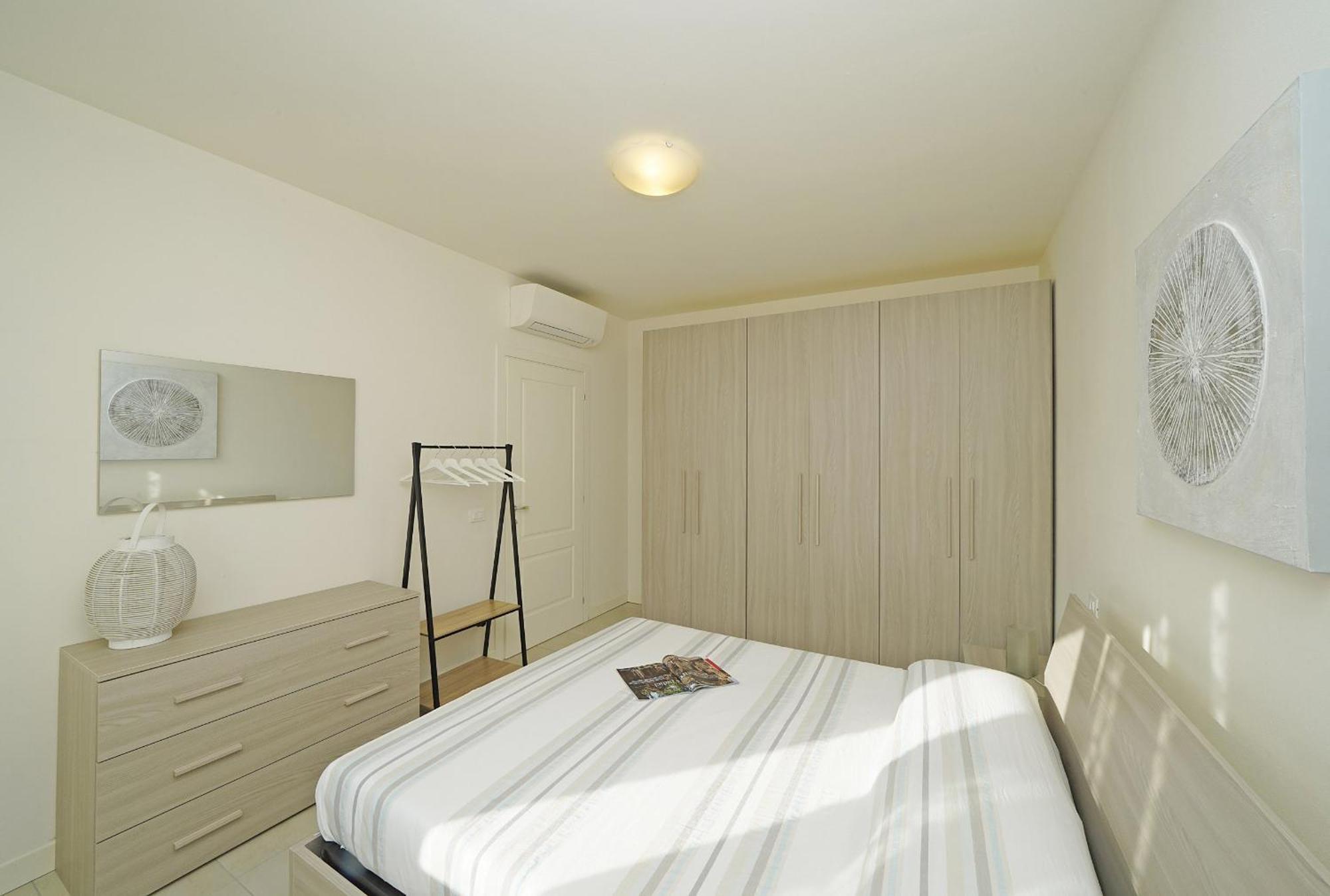Le Corti Caterina Apartments With Pool By Wonderful Italy Desenzano del Garda Exteriör bild