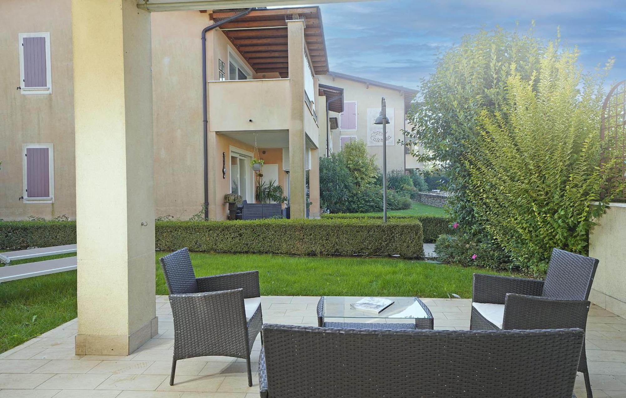 Le Corti Caterina Apartments With Pool By Wonderful Italy Desenzano del Garda Exteriör bild